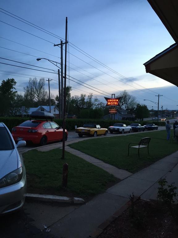Lincoln Motel Chandler エクステリア 写真